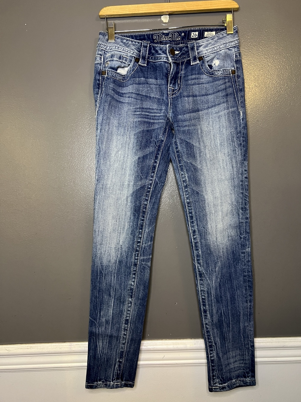 Miss Me Mid Rise Cuffed Skinny Jeans Womens 26 Medium Wash Blue Distressed Denim - Picture 2 of 13